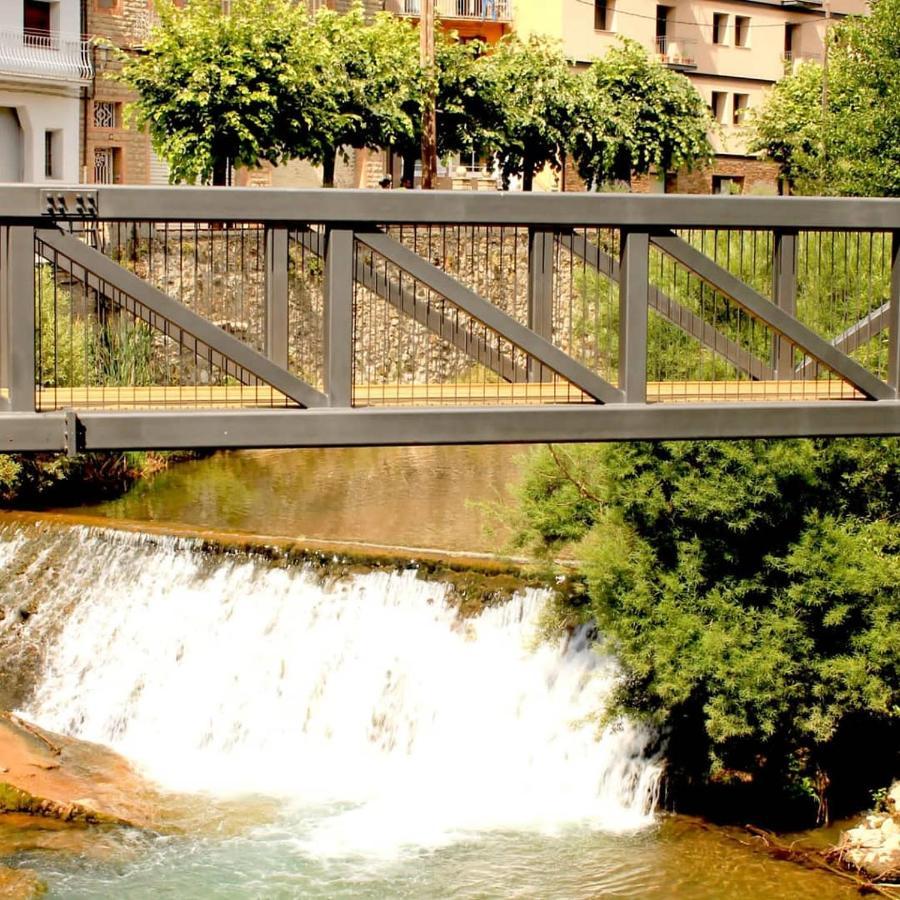 Hostal Fonda Cerdanya Ла Побла де Лилет Екстериор снимка