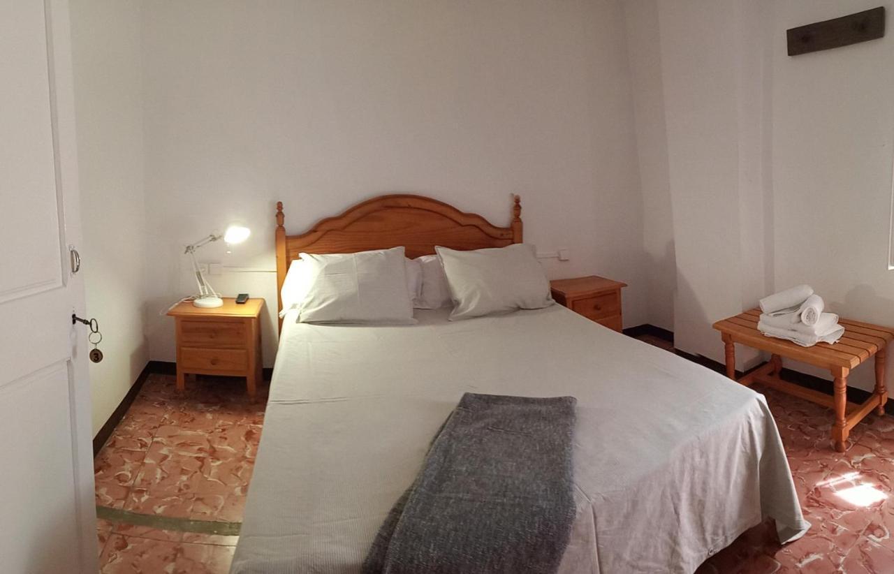 Hostal Fonda Cerdanya Ла Побла де Лилет Екстериор снимка